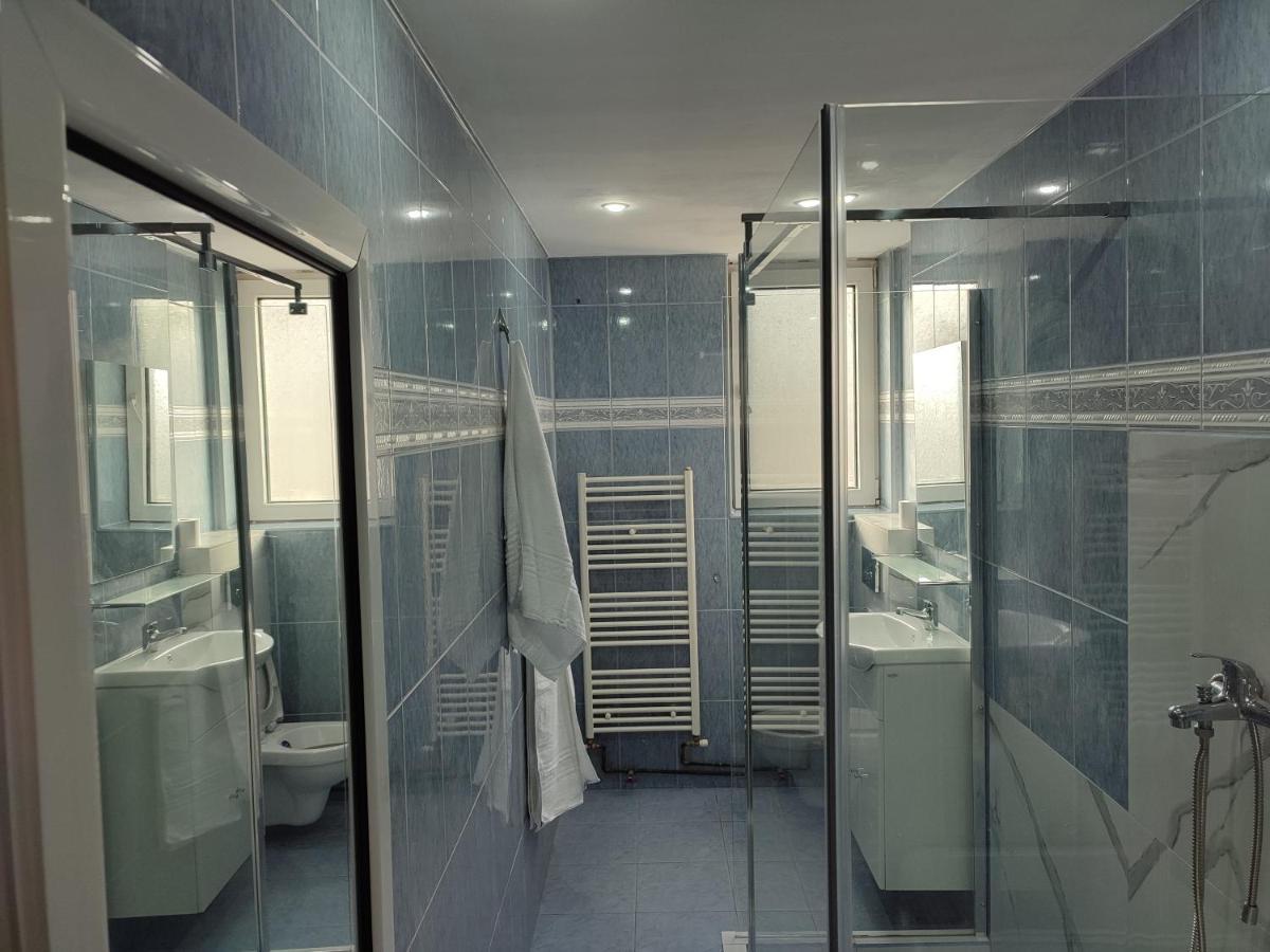 Lafru Appartement Zărneşti Buitenkant foto