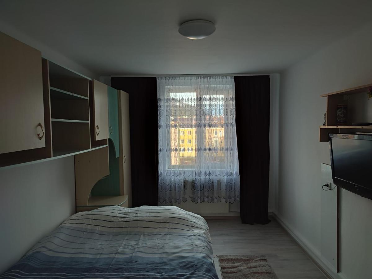Lafru Appartement Zărneşti Buitenkant foto